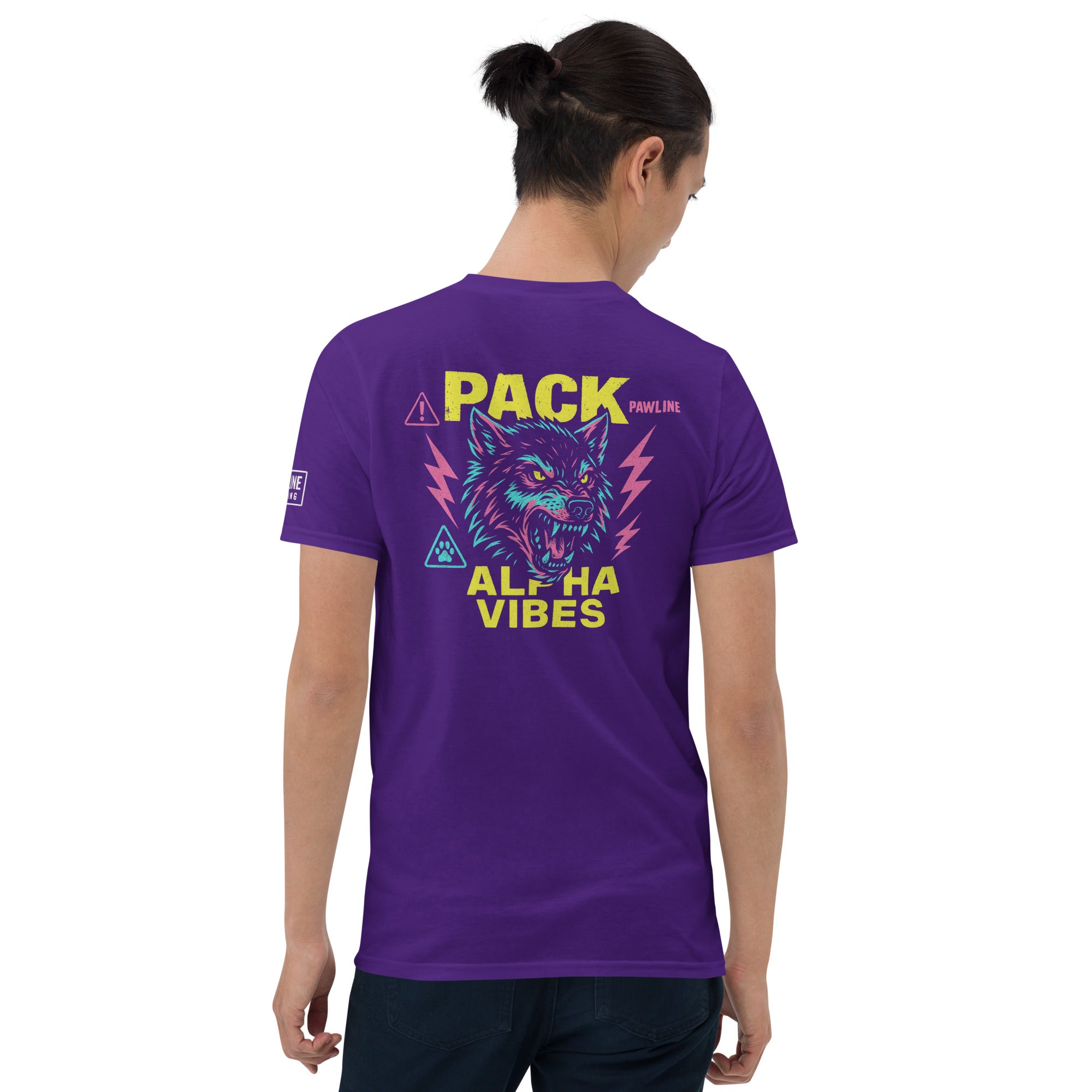 Alpha - Kraftvolles Unisex T-Shirt für Führungspersönlichkeiten | Pawline T-SHIRT