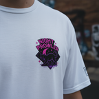 Night Prowler - Mystisches Unisex T-Shirt für Nachteulen | Pawline T-SHIRT