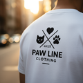 Bio-Baumwoll-T-Shirt mit großem Katzen- und Pfotenmotiv am Rücken