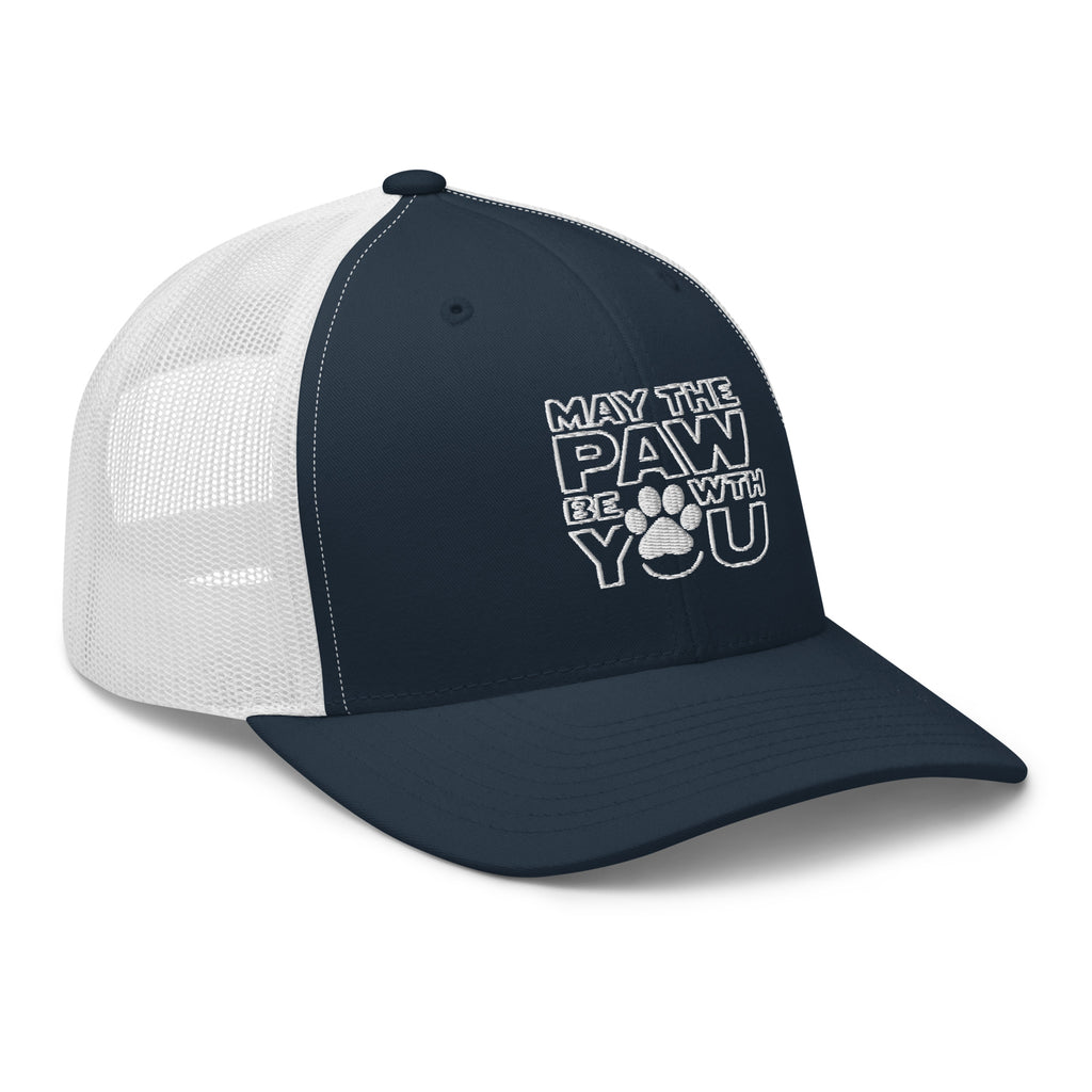 Trucker-Cap mit dunkelblauer Front und weißem Mesh-Rückteil, Schirm, Schriftaufdruck vorn