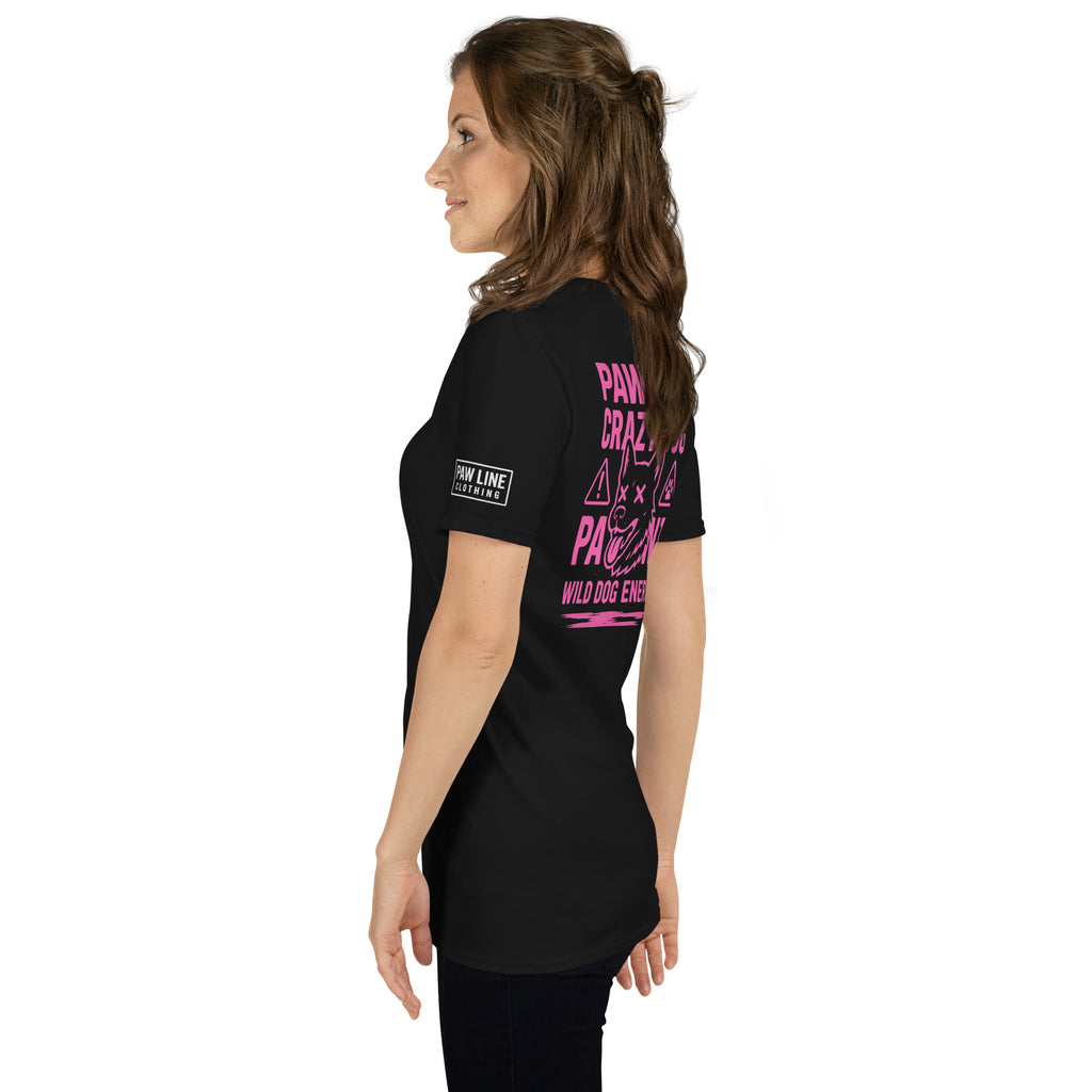 Crazy Dog T-Shirt schwarz mit rosa Rückenprint und Print-Label am Ärmel
