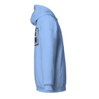 Himmelblauer Hoodie mit Kapuze, schmale Seitenansicht mit teilweisem „DOG MOM“-Print
