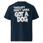 Bio-Baumwoll-T-Shirt French Navy mit Rückenprint „THERAPY DIDN'T WORK GOT A DOG“