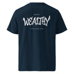 Dunkelblaues Bio-Baumwoll-T-Shirt mit Schriftzug WEALTHY auf der Rückseite