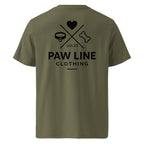 Bio-Baumwoll-T-Shirt in Oliv mit Rückenprint „PAW LINE“ und Herz-/Knochen-Logo