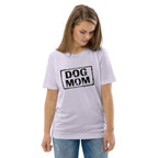 Helllila T-Shirt mit Frontaufdruck „DOG MOM“
