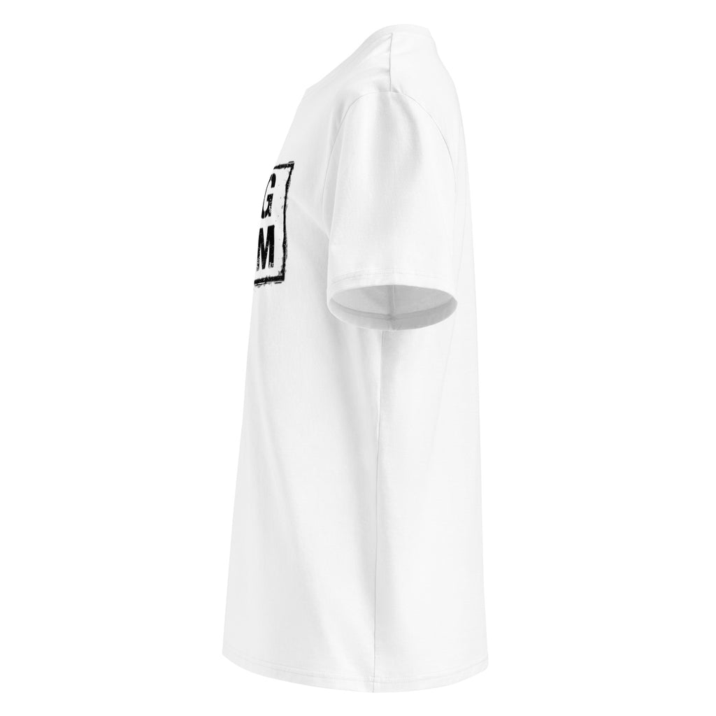 Unisex-T-Shirt in Weiß, Seitenansicht mit „DOG MOM“-Logo